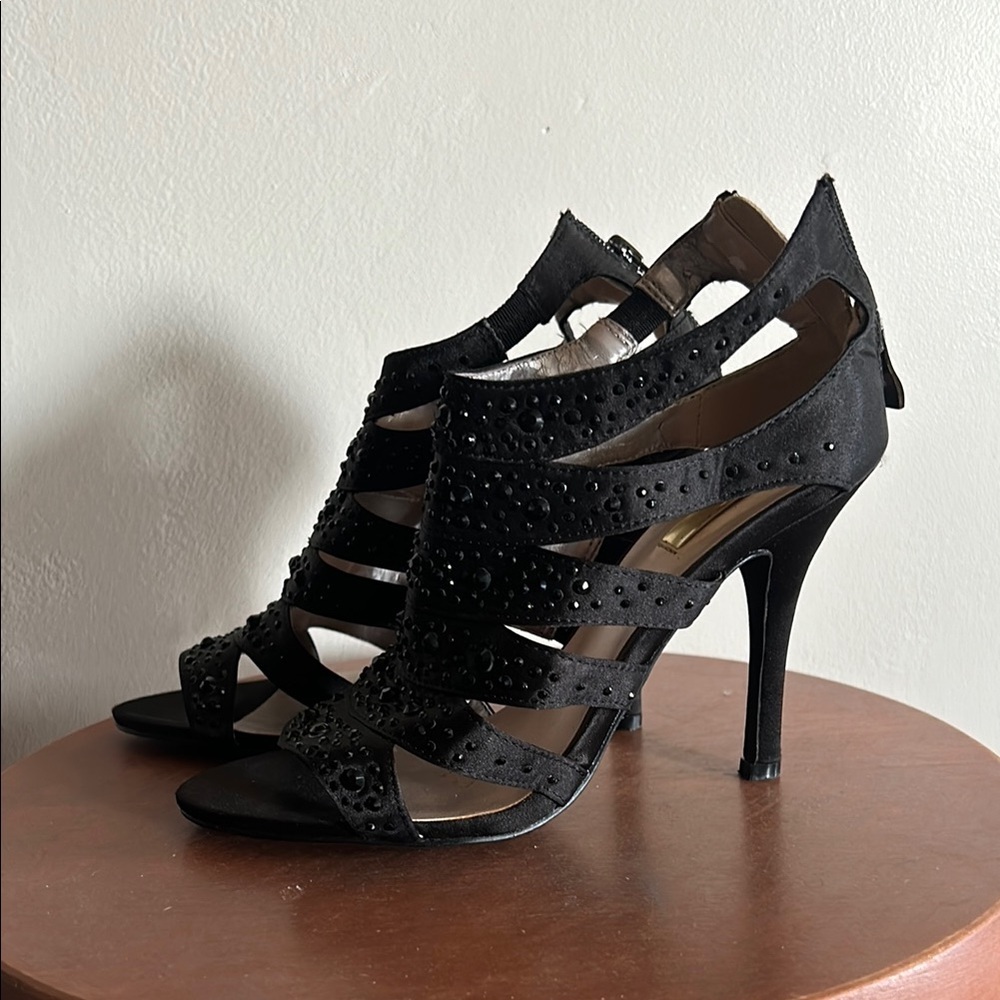 Sophisticated Black Stiletto Heels with Strappy Design